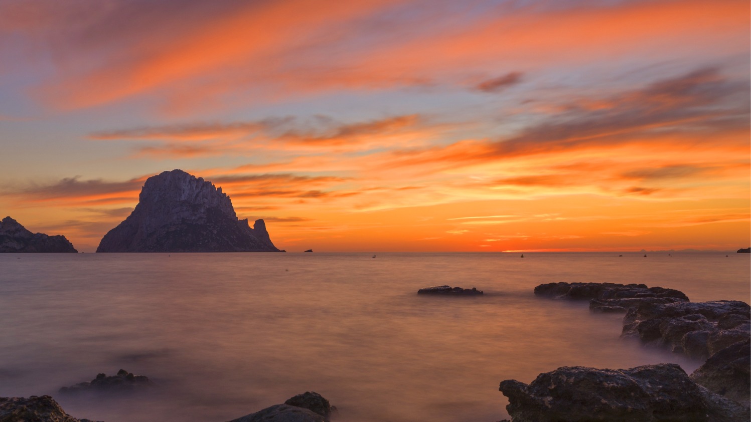 CRANBOURN-AOA-RANGE-ALLEEN AFBEELDING_ZONSONDERGANG-IN-IBIZA